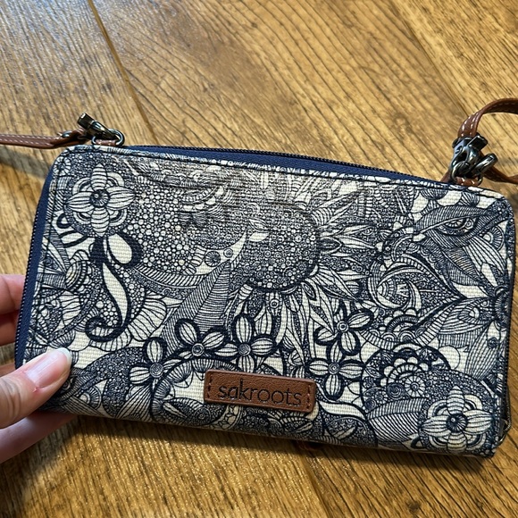 Sakroots spirit desert smarphone purse wristlet - Picture 2 of 6